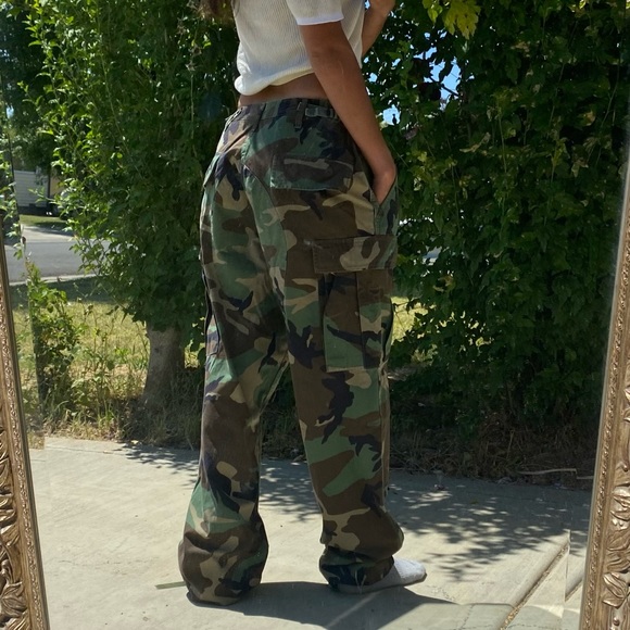 vintage 90’s camo cargo pants - Picture 2 of 7